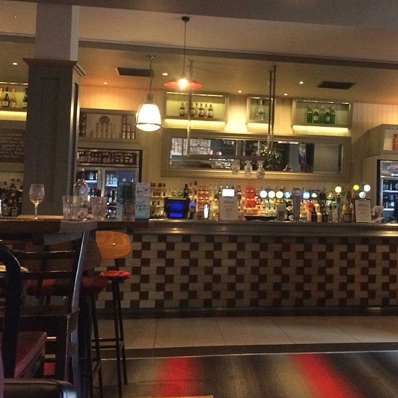 Jollys Hotel, Broughty Ferry